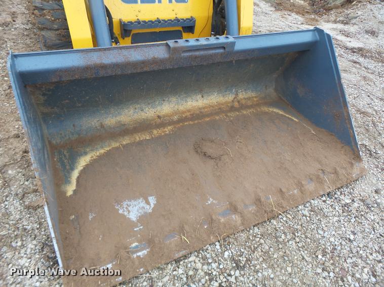 image for item K5507 2014 Gehl R220 skid steer