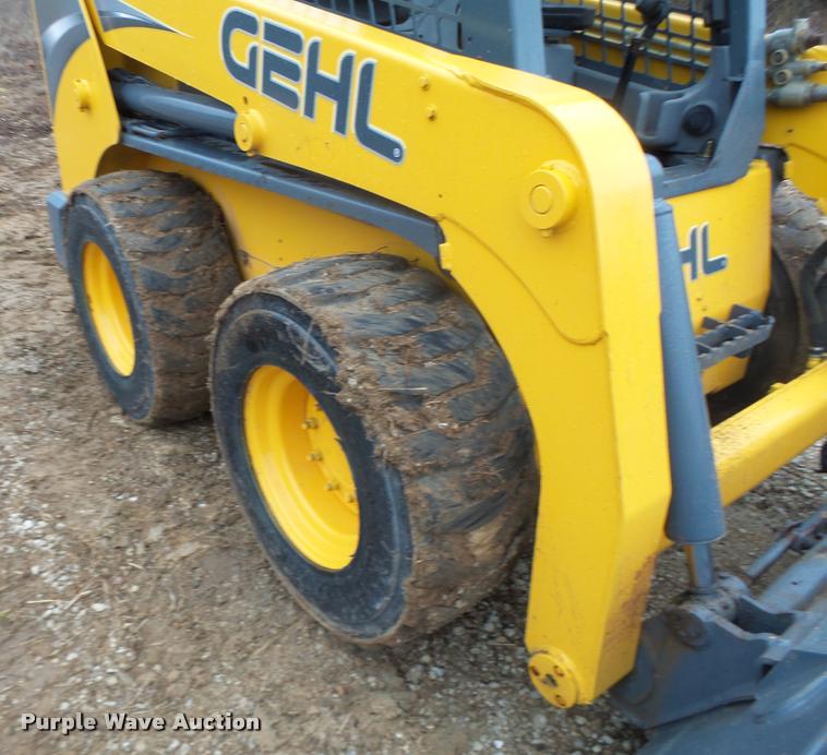 image for item K5507 2014 Gehl R220 skid steer