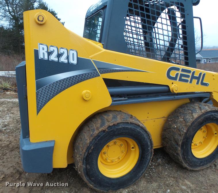 image for item K5507 2014 Gehl R220 skid steer