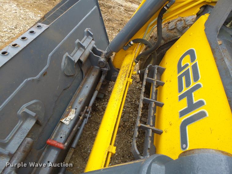 image for item K5507 2014 Gehl R220 skid steer