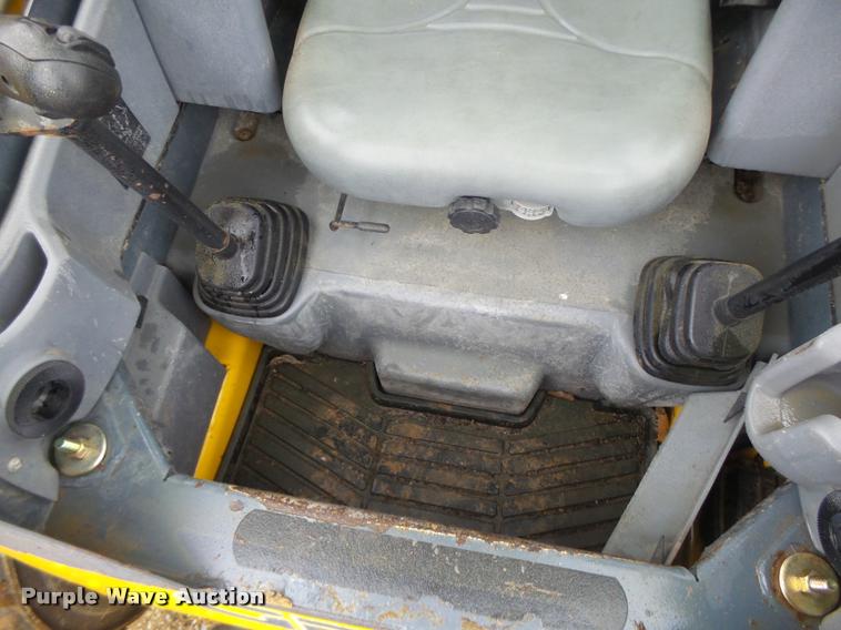 image for item K5507 2014 Gehl R220 skid steer