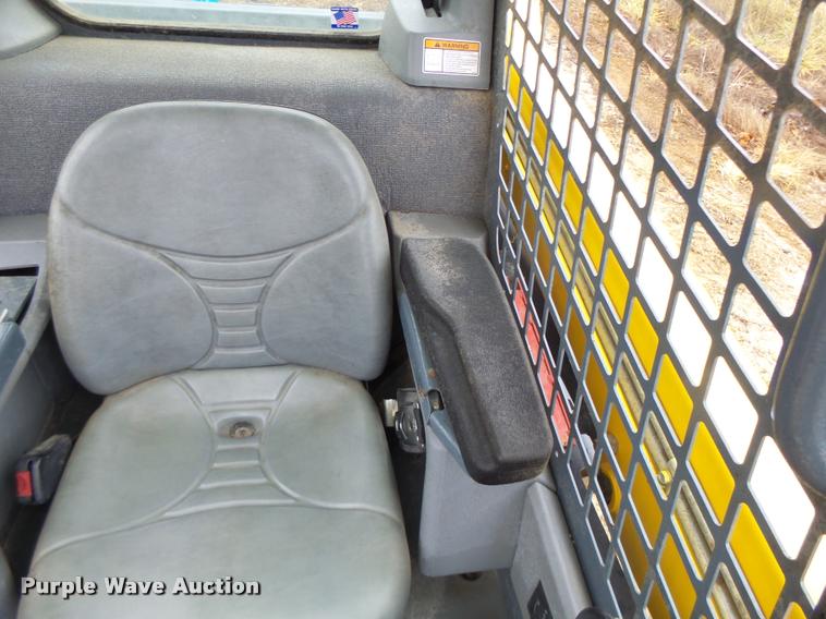 image for item K5507 2014 Gehl R220 skid steer