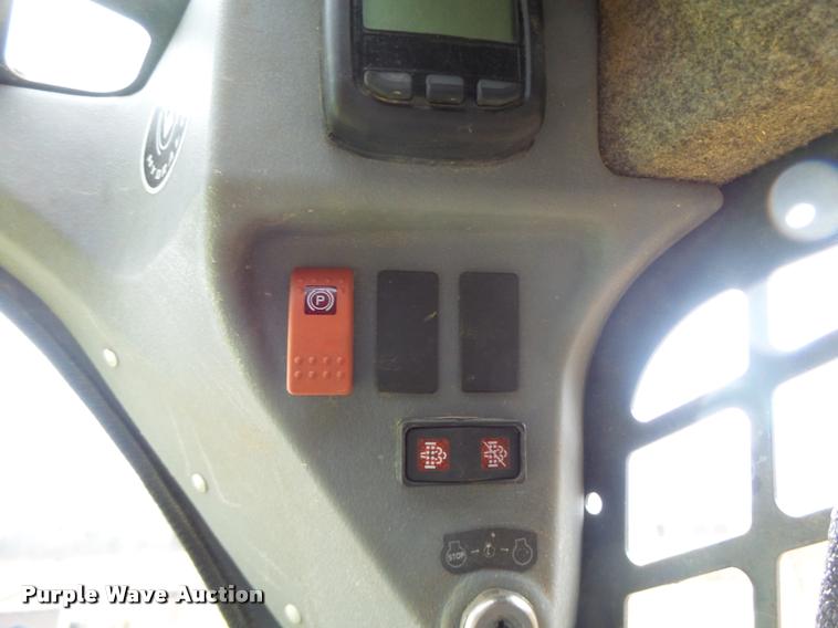 image for item K5507 2014 Gehl R220 skid steer