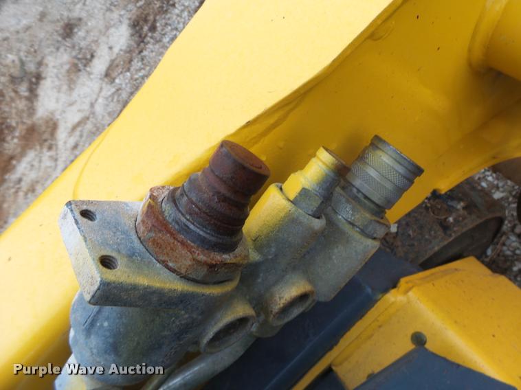 image for item K5507 2014 Gehl R220 skid steer