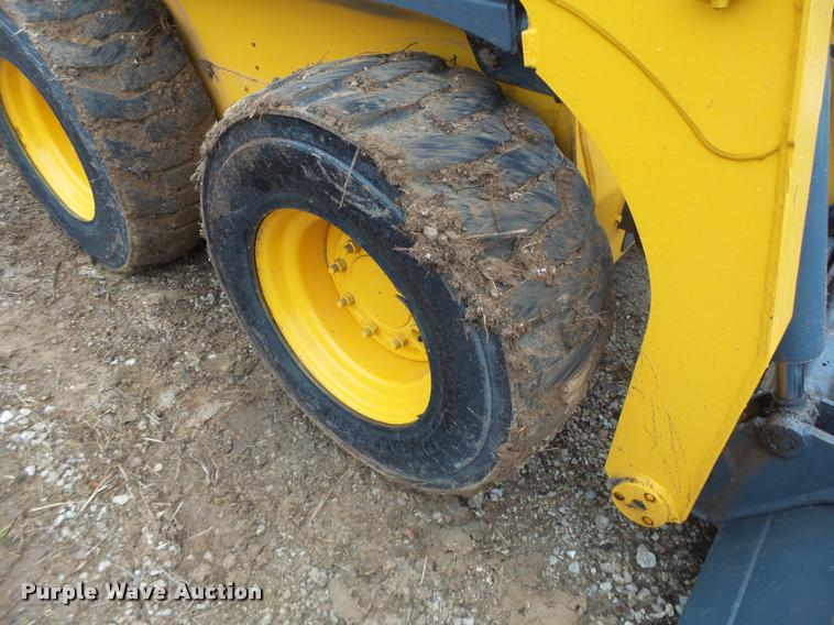 image for item K5507 2014 Gehl R220 skid steer