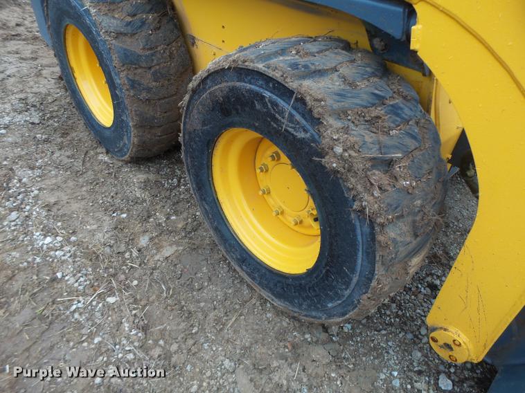 image for item K5507 2014 Gehl R220 skid steer