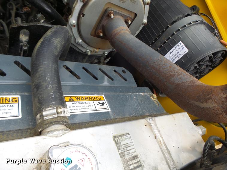 image for item K5507 2014 Gehl R220 skid steer