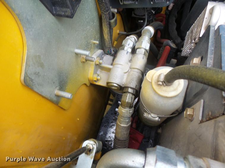 image for item K5507 2014 Gehl R220 skid steer