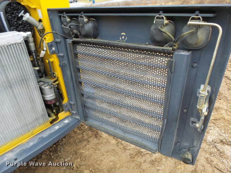 image for item K5507 2014 Gehl R220 skid steer