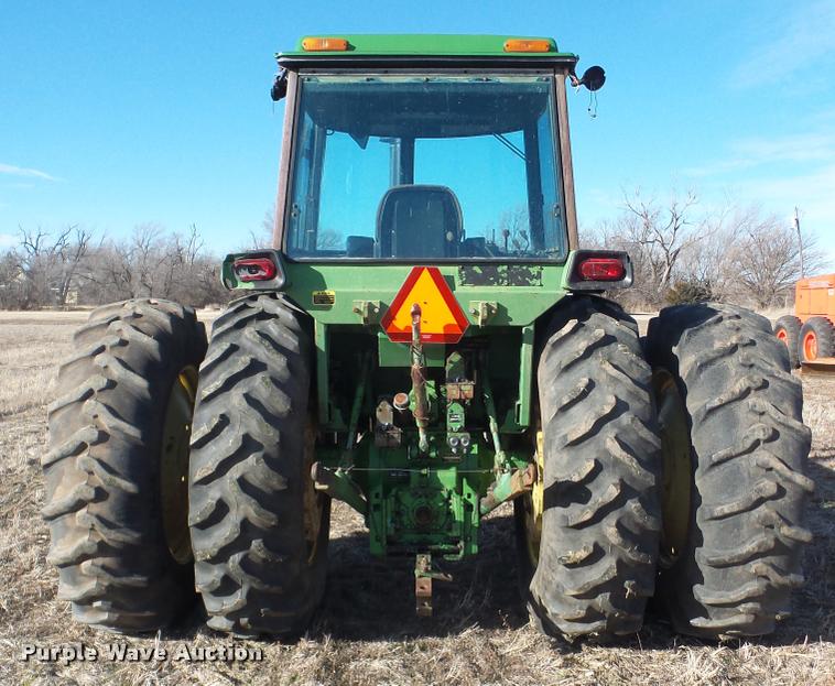 image for item L3370 1976 John Deere 4430 tractor