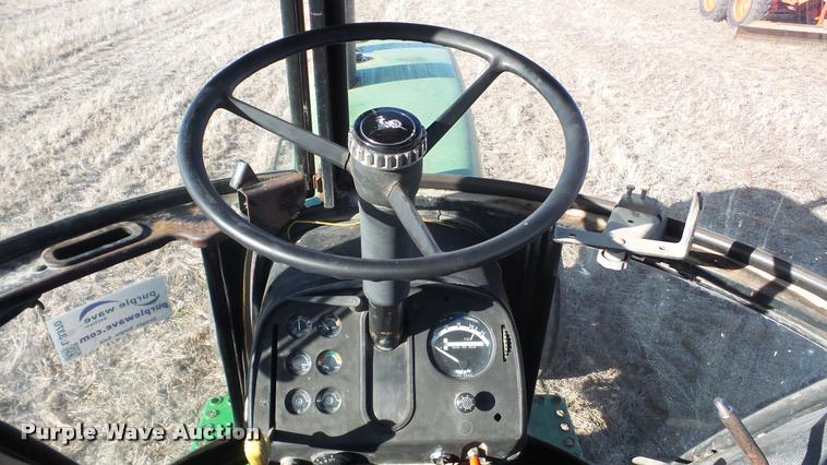 image for item L3370 1976 John Deere 4430 tractor
