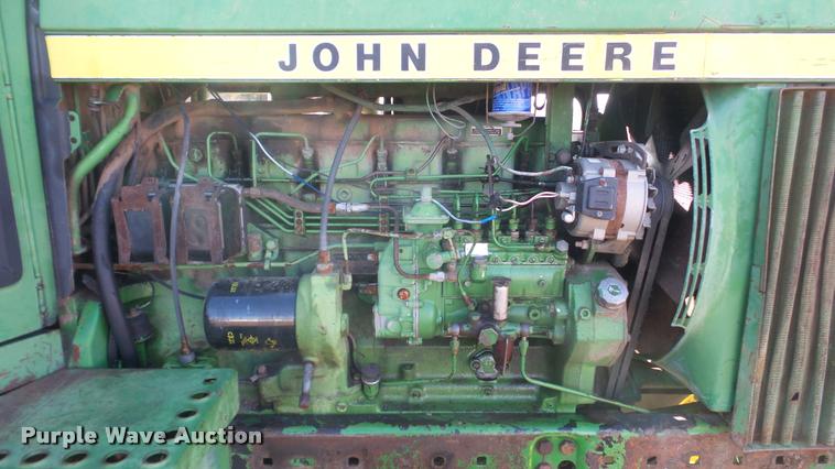 image for item L3370 1976 John Deere 4430 tractor