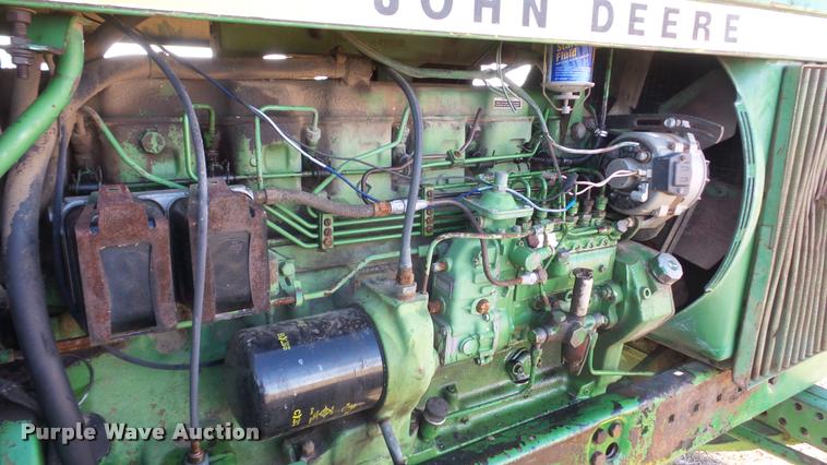 image for item L3370 1976 John Deere 4430 tractor
