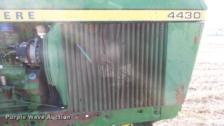 image for item L3370 1976 John Deere 4430 tractor