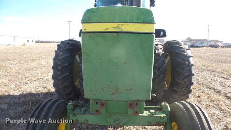 image for item L3370 1976 John Deere 4430 tractor