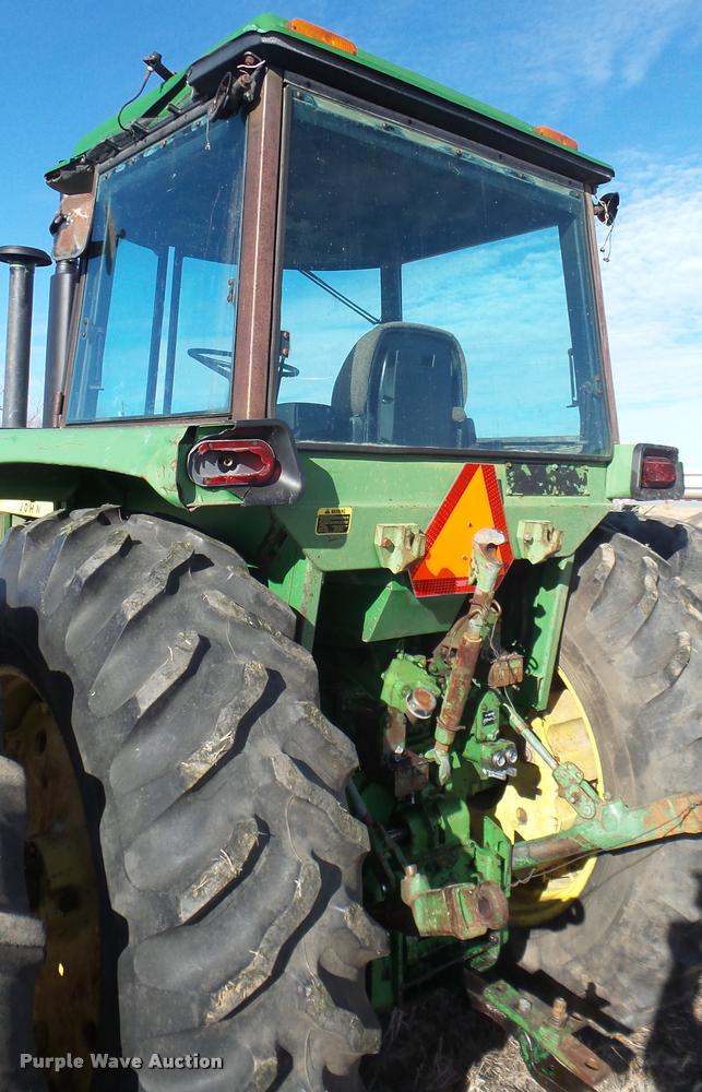 image for item L3370 1976 John Deere 4430 tractor