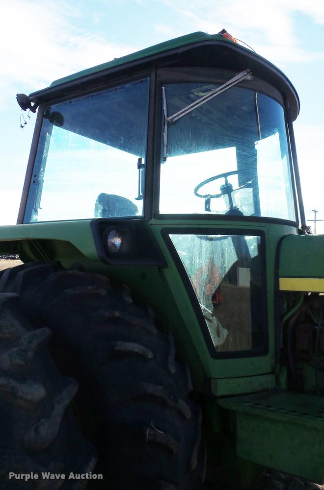 image for item L3370 1976 John Deere 4430 tractor
