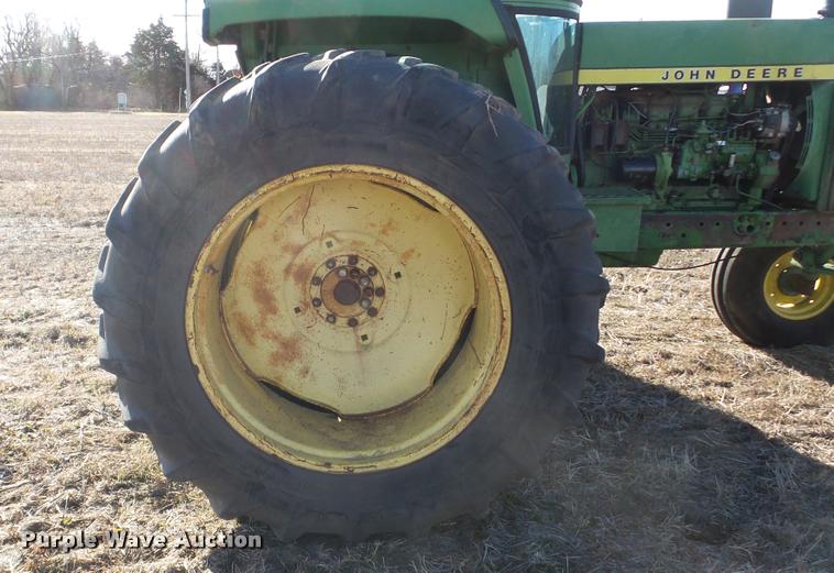 image for item L3370 1976 John Deere 4430 tractor
