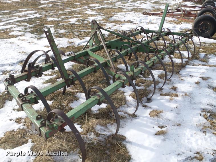 image for item L4216 John Deere field cultivator/harrow