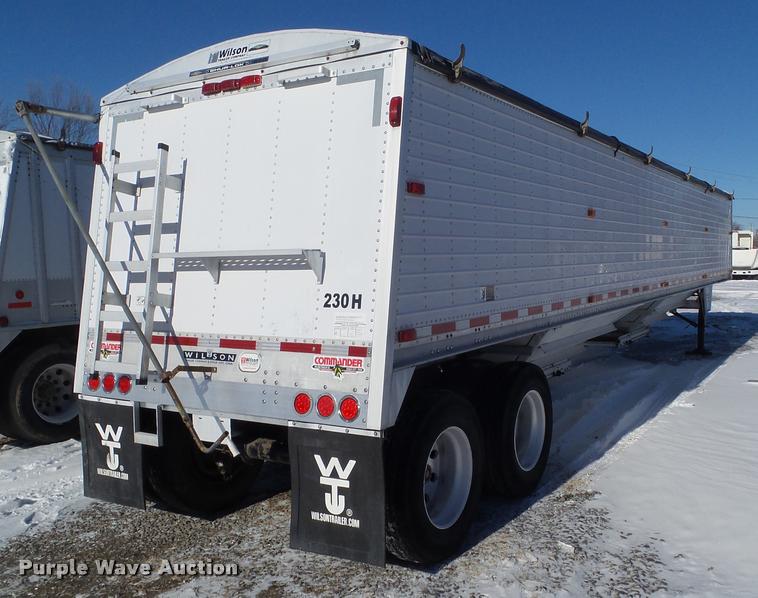 image for item BZ9974 2007 Wilson DWH-5010 double hopper grain trailer