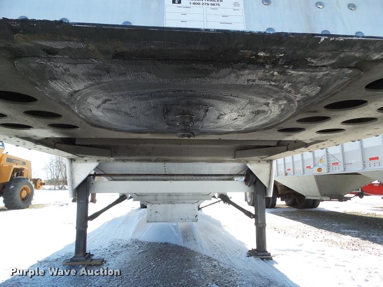 image for item BZ9974 2007 Wilson DWH-5010 double hopper grain trailer