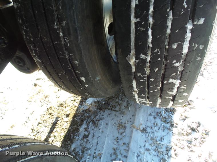 image for item BZ9974 2007 Wilson DWH-5010 double hopper grain trailer