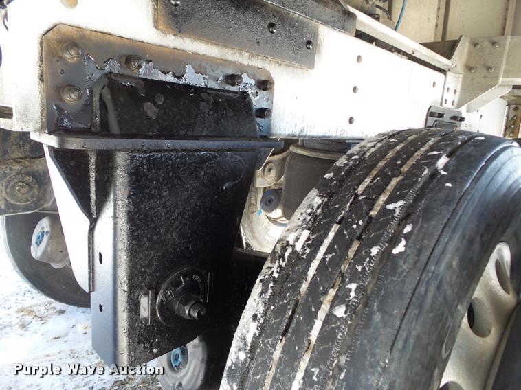 image for item BZ9974 2007 Wilson DWH-5010 double hopper grain trailer