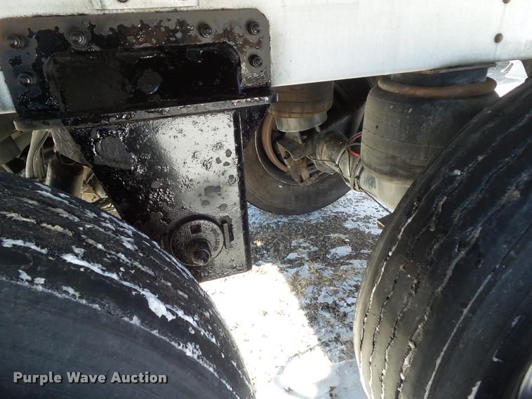 image for item BZ9974 2007 Wilson DWH-5010 double hopper grain trailer