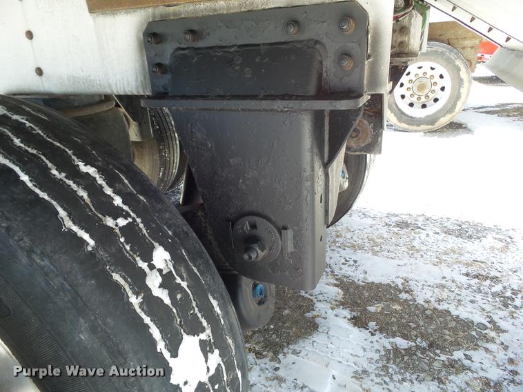 image for item BZ9974 2007 Wilson DWH-5010 double hopper grain trailer