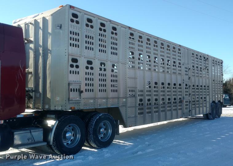 image for item DB0830 1995 Barrett livestock trailer