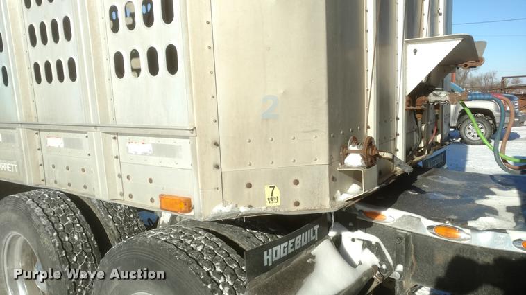 image for item DB0830 1995 Barrett livestock trailer