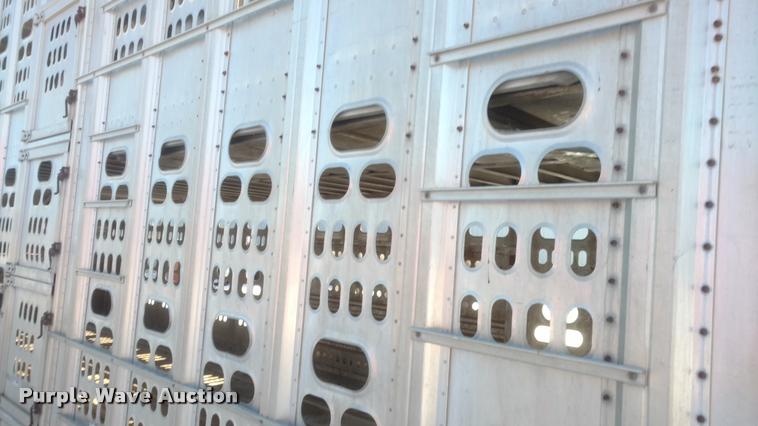 image for item DB0830 1995 Barrett livestock trailer