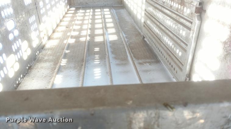 image for item DB0830 1995 Barrett livestock trailer