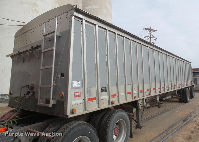 image for item DB1789 2004 Corn Husker 800ALSSR double hopper grain trailer