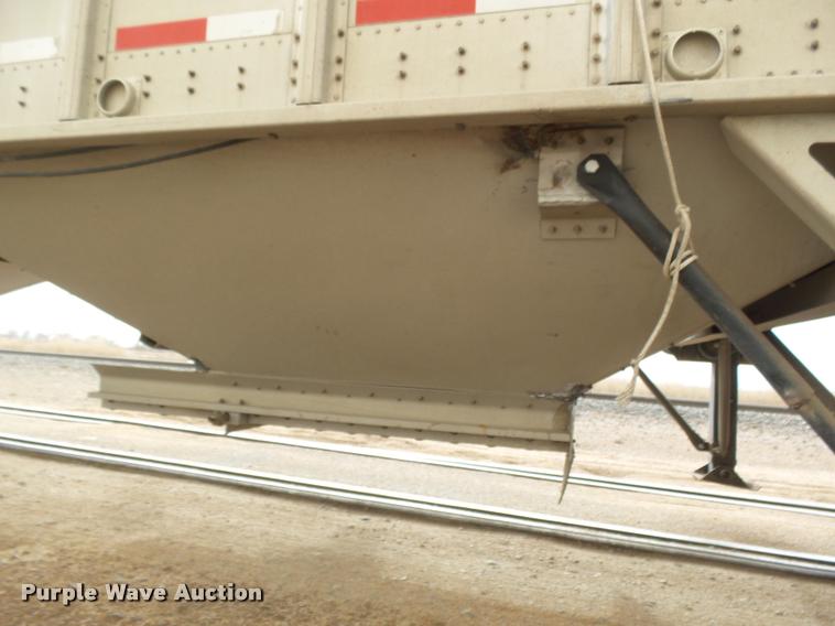 image for item DB1789 2004 Corn Husker 800ALSSR double hopper grain trailer