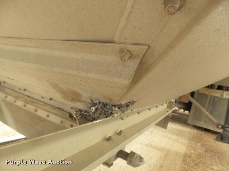 image for item DB1789 2004 Corn Husker 800ALSSR double hopper grain trailer