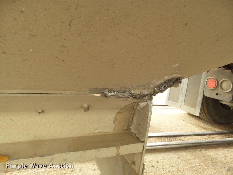 image for item DB1789 2004 Corn Husker 800ALSSR double hopper grain trailer