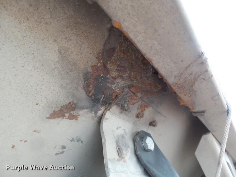 image for item DB1789 2004 Corn Husker 800ALSSR double hopper grain trailer