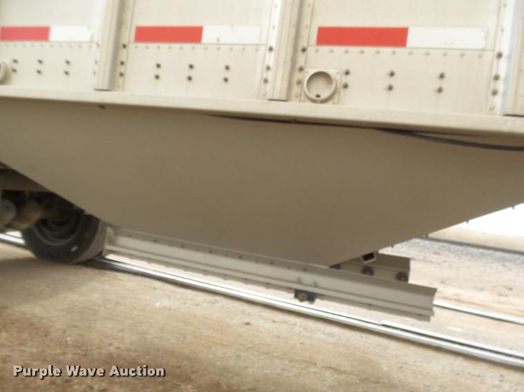 image for item DB1789 2004 Corn Husker 800ALSSR double hopper grain trailer