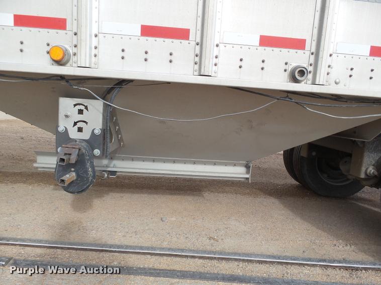 image for item DB1789 2004 Corn Husker 800ALSSR double hopper grain trailer