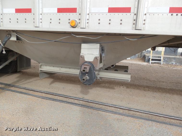 image for item DB1789 2004 Corn Husker 800ALSSR double hopper grain trailer