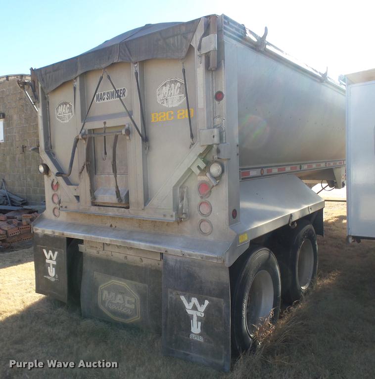 image for item DB1792 2004 MAC end dump trailer