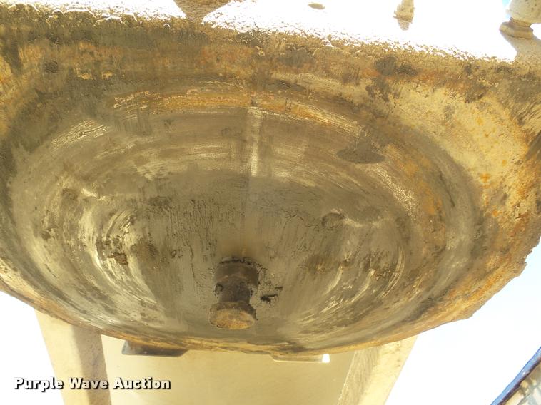 image for item DB1792 2004 MAC end dump trailer