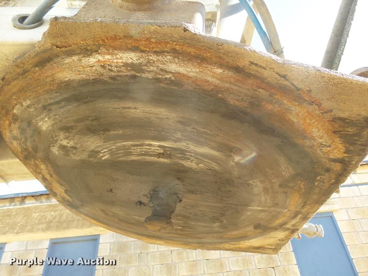 image for item DB1792 2004 MAC end dump trailer