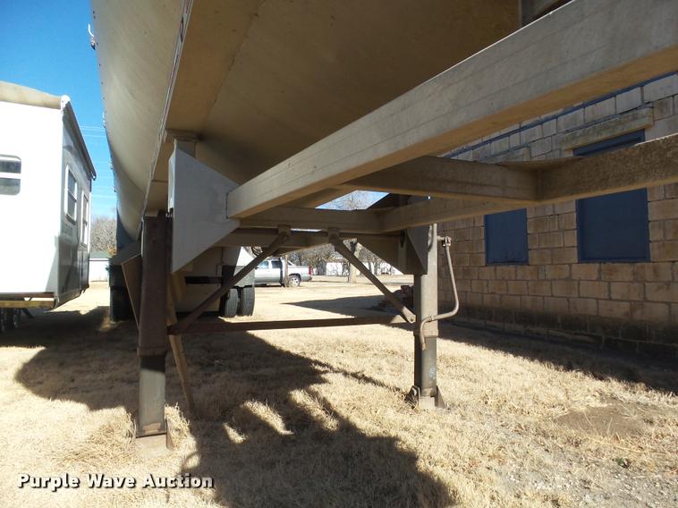 image for item DB1792 2004 MAC end dump trailer