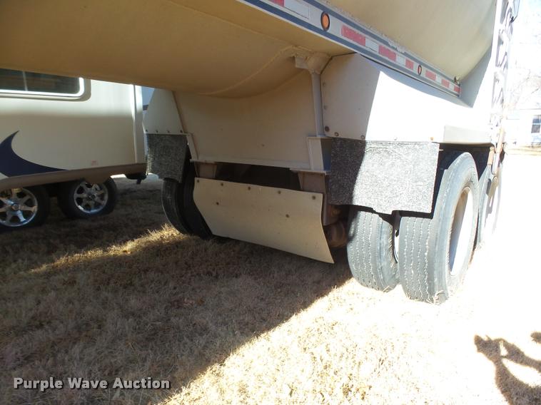 image for item DB1792 2004 MAC end dump trailer