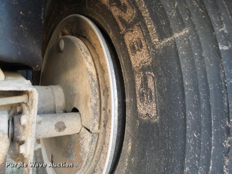 image for item DB1792 2004 MAC end dump trailer