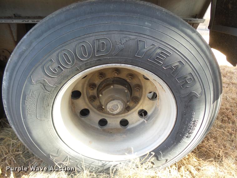 image for item DB1792 2004 MAC end dump trailer