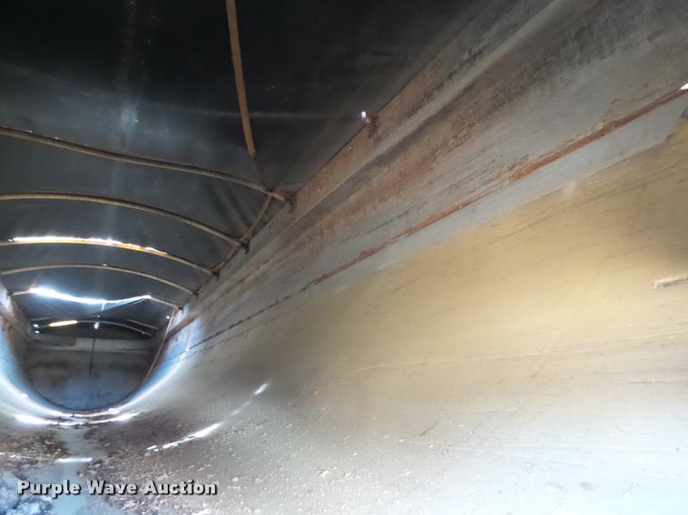 image for item DB1792 2004 MAC end dump trailer