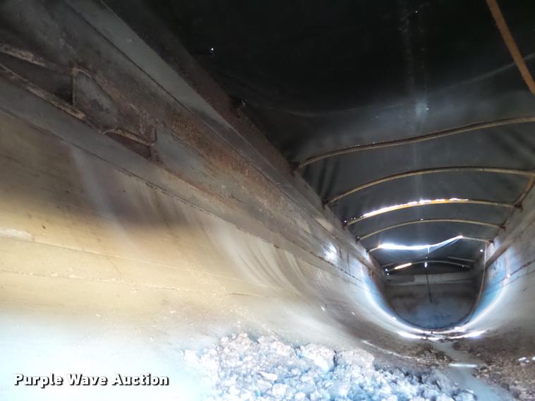 image for item DB1792 2004 MAC end dump trailer